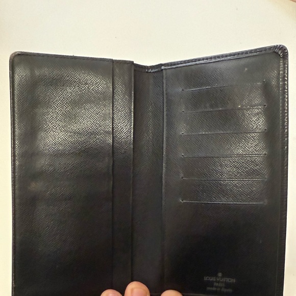 Louis Vuitton Black EPi leather long wallet - Picture 5 of 9